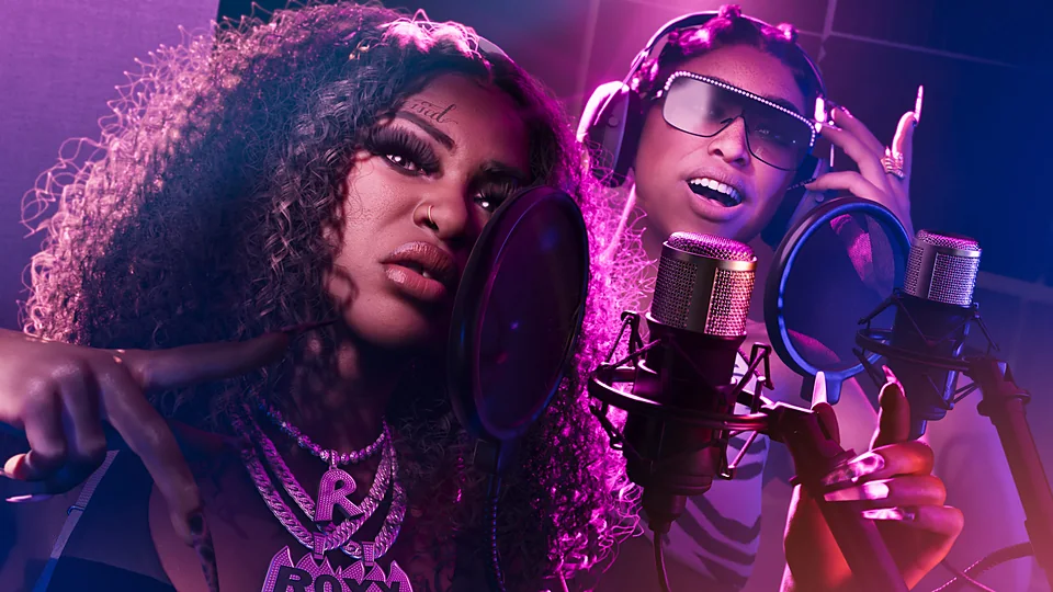 Bae-Luxe et Roxy, le duo Real Dimez, misent sur les vidéos virales pour exploser.